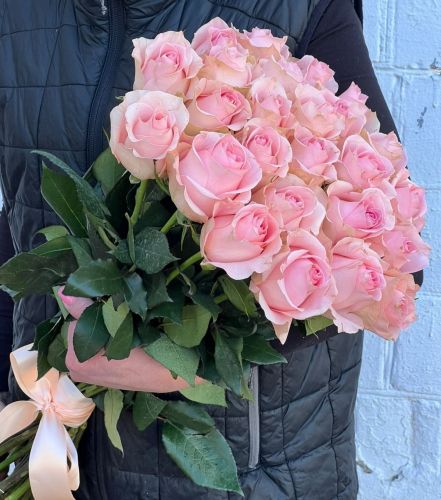"Объятия"- букет из роз с доставкой на дом по Александровке